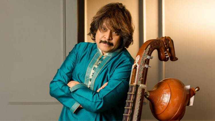 Rajhesh Vaidhya with Sai Giridhar and Kousic Sen